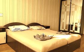 Проспект Незалежності 48 City Rooms